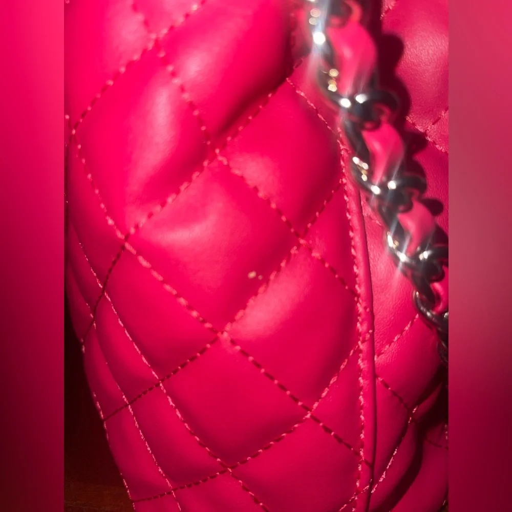 GUESS Illy Society Satchel in Pink NWOT - Picture 7 of 8